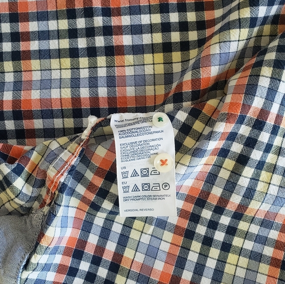 Tommy Hilfiger casual button down - Picture 6 of 6